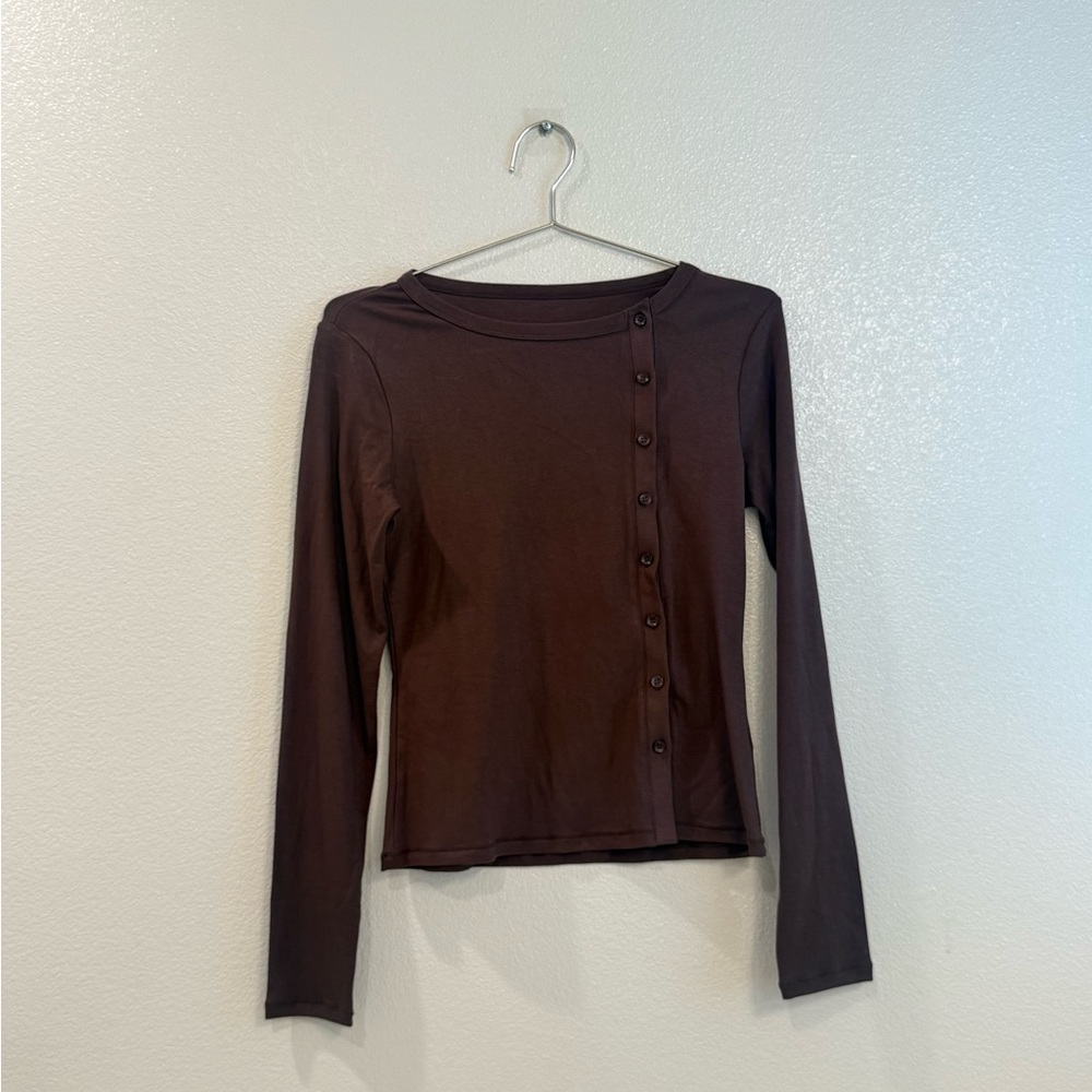 Chocolate Button-Front Long Sleeve Top - Picture 2 of 6